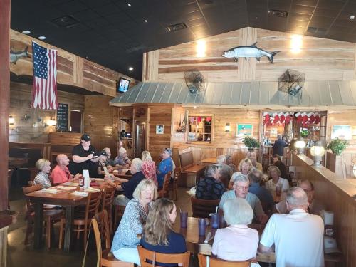 PGIslanders-at-the-Crab-House